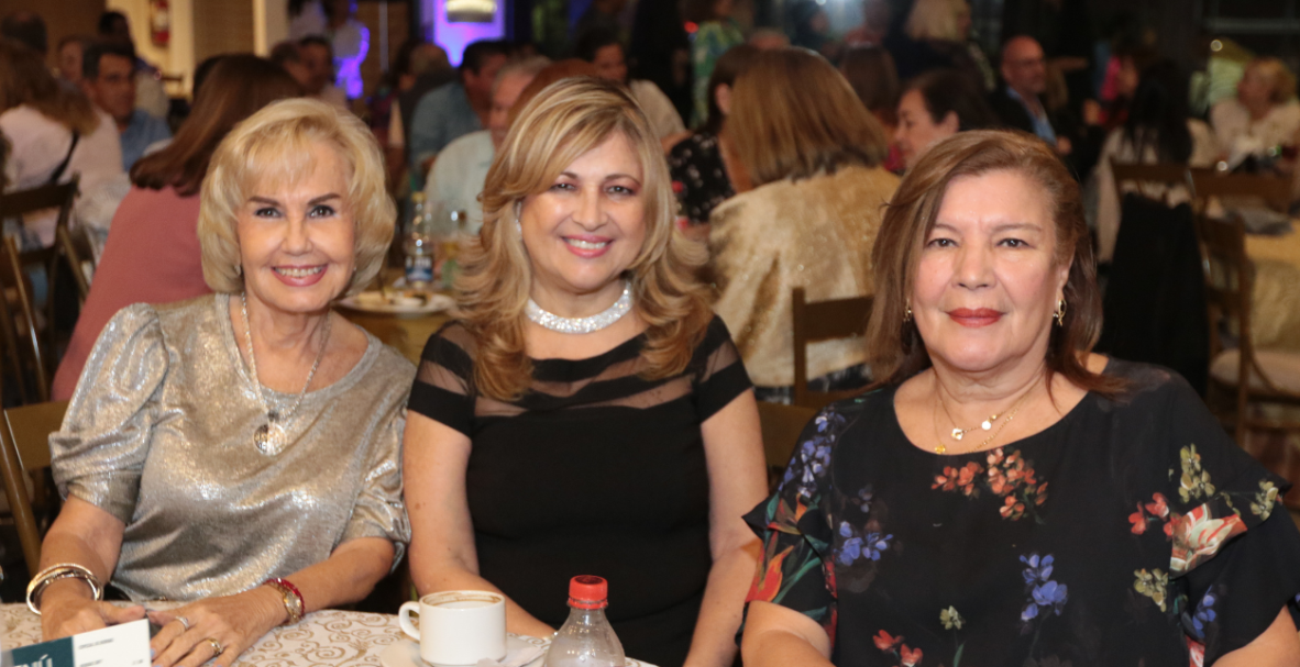 Show musical Versátil Cuatro Generaciones