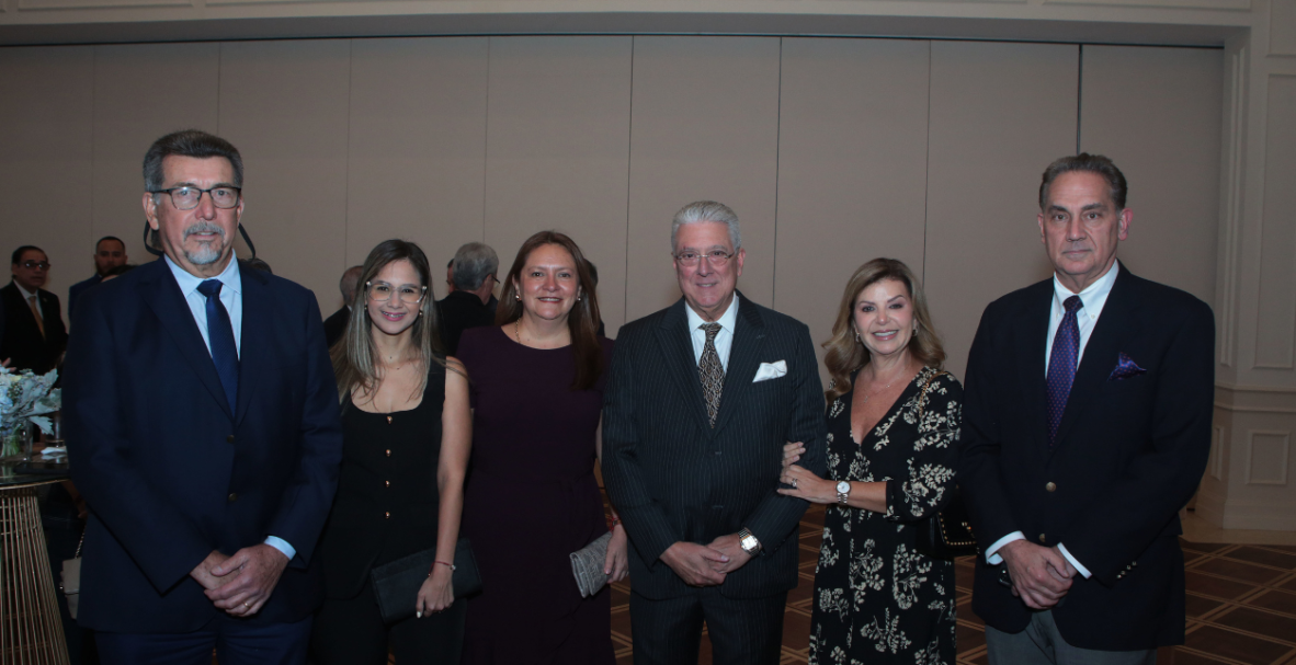 Solca y Mayo Clinic firman convenio