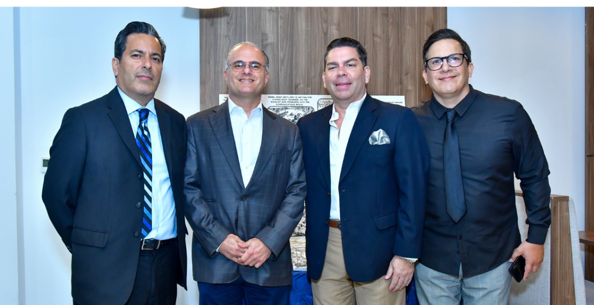 Lanzamiento de Lofton, cómic antibélico de José Neira Rizzo