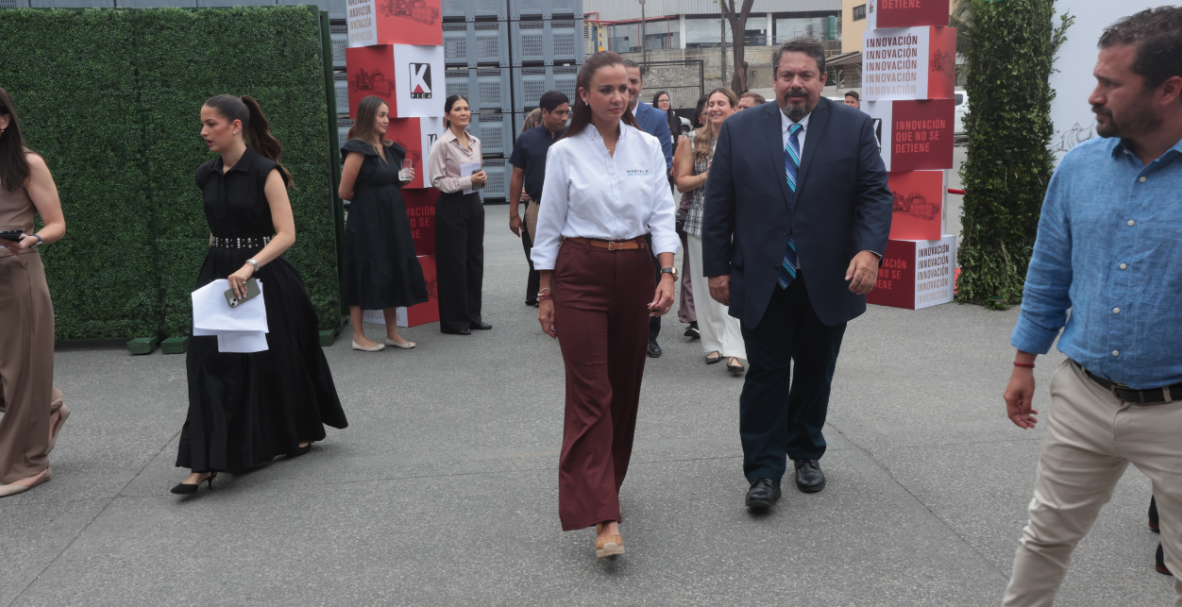 PICA presenta la Máquina 4500