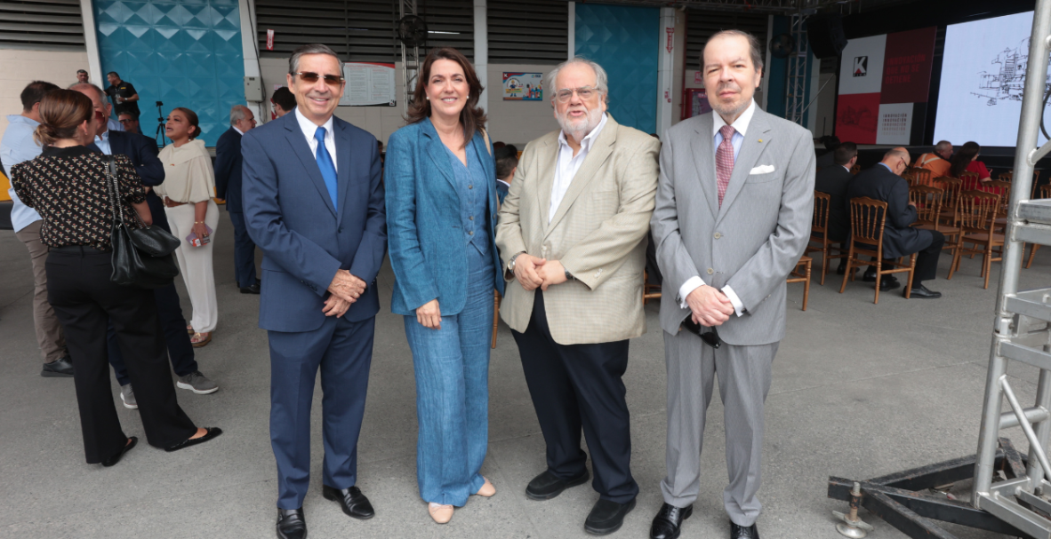 PICA presenta la Máquina 4500