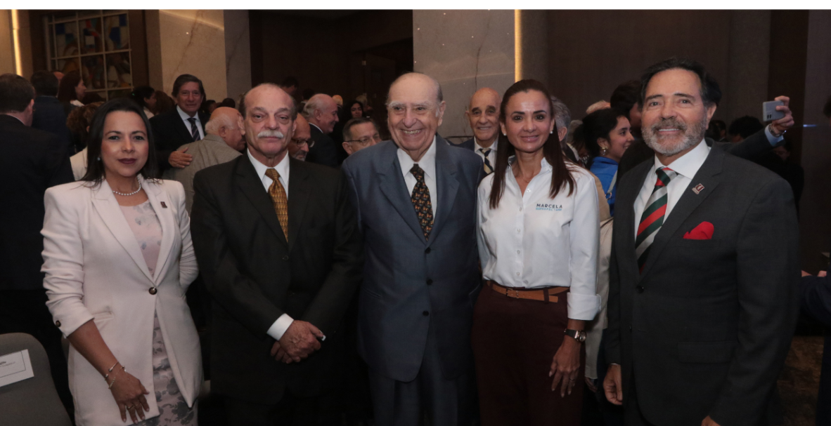 Julio María Sanguinetti, expresidente de Uruguay en la UEES