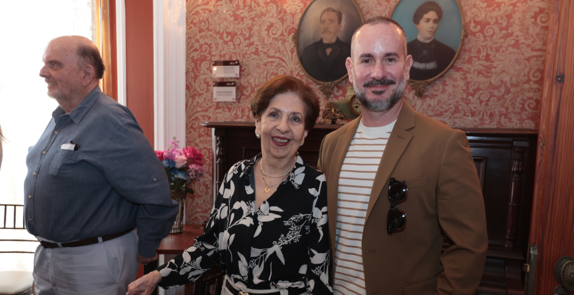 Lanzamiento del libro Tierra Hermosa, de Susana Cárdenas