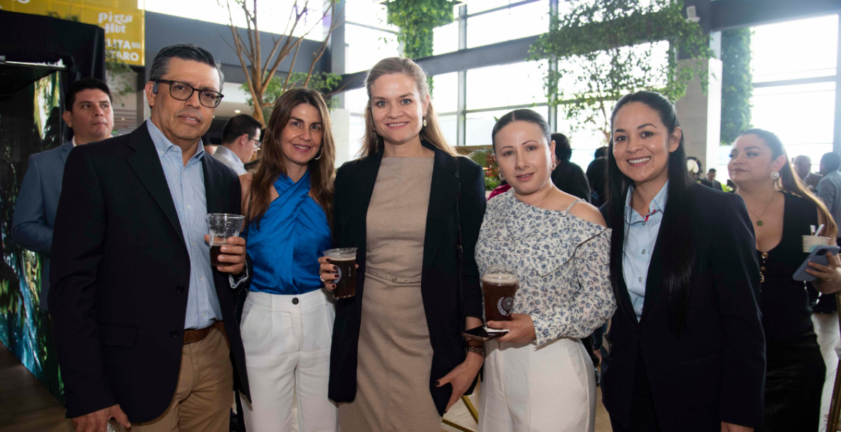 Inauguración de Bombolí, centro comercial en Santo Domingo