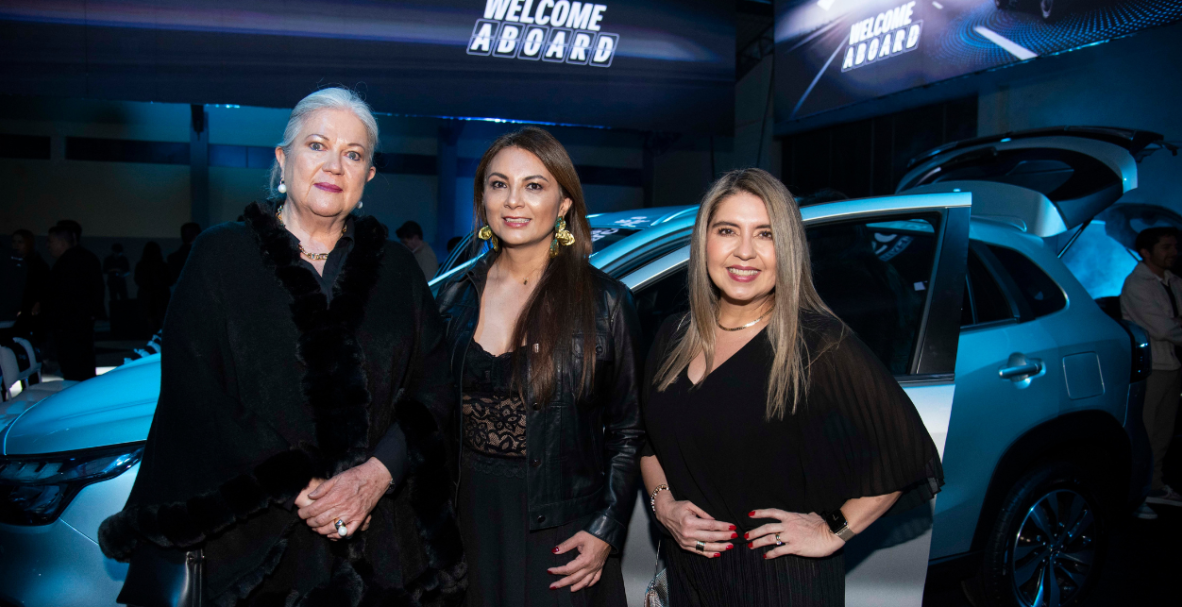 Suzuki lanza S-CROSS Híbrido