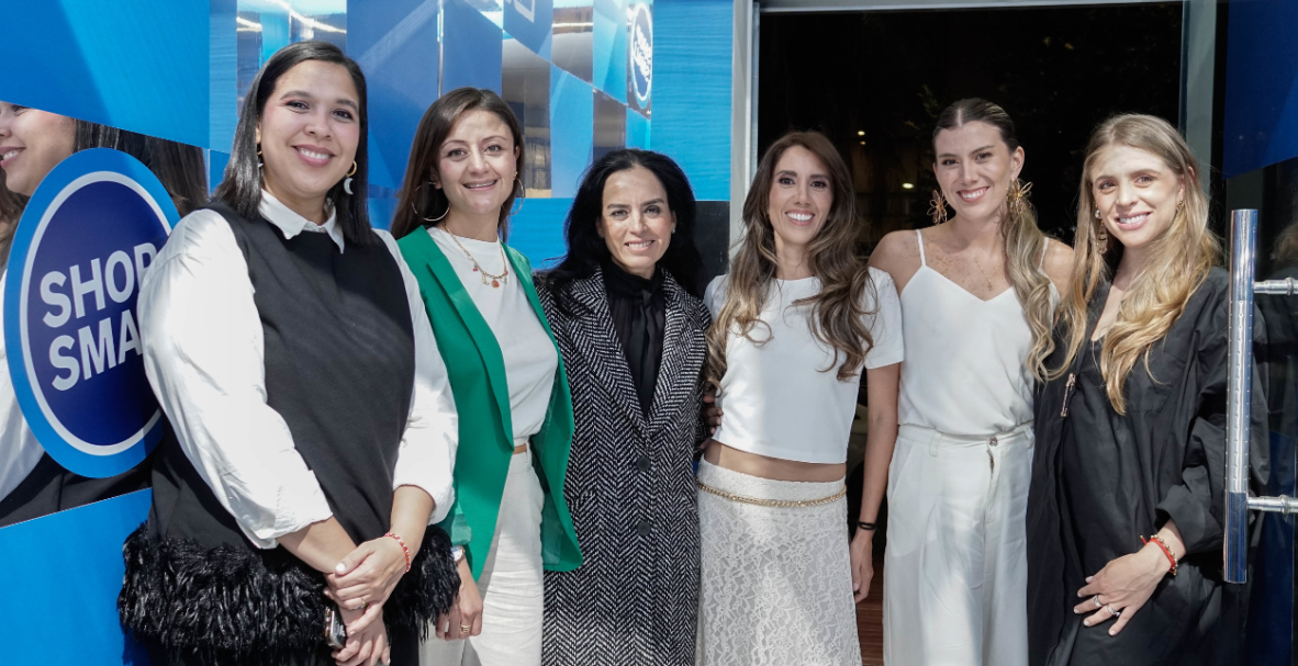 Amex Shop Small Pop-Up