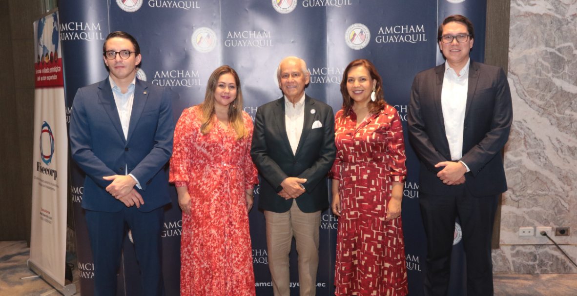 Amcham celebra Navidad en el Hilton Colón