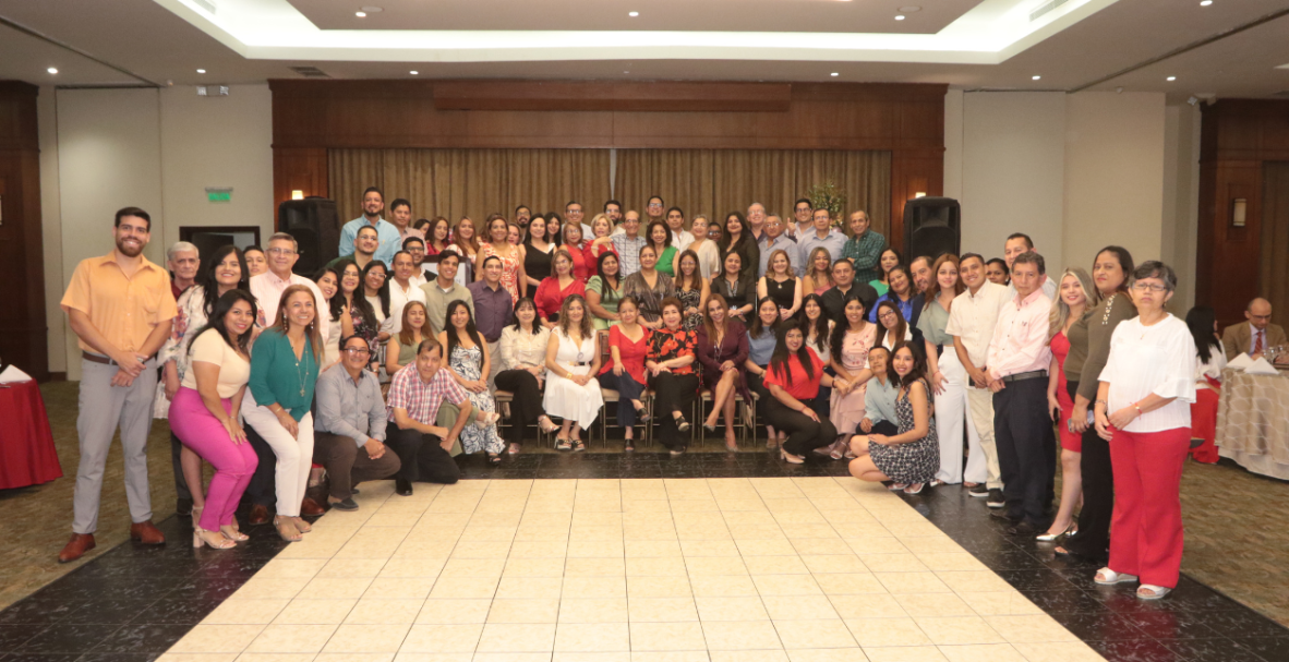 Damas del H. Cuerpo Consular celebran la Navidad con sus colaboradores