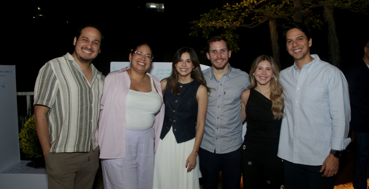 Luz Pinos presenta Casa Nueva en el Banco Guayaquil