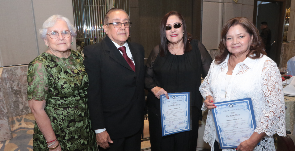 Reencuentro médicos U. de Guayaquil. 50 años