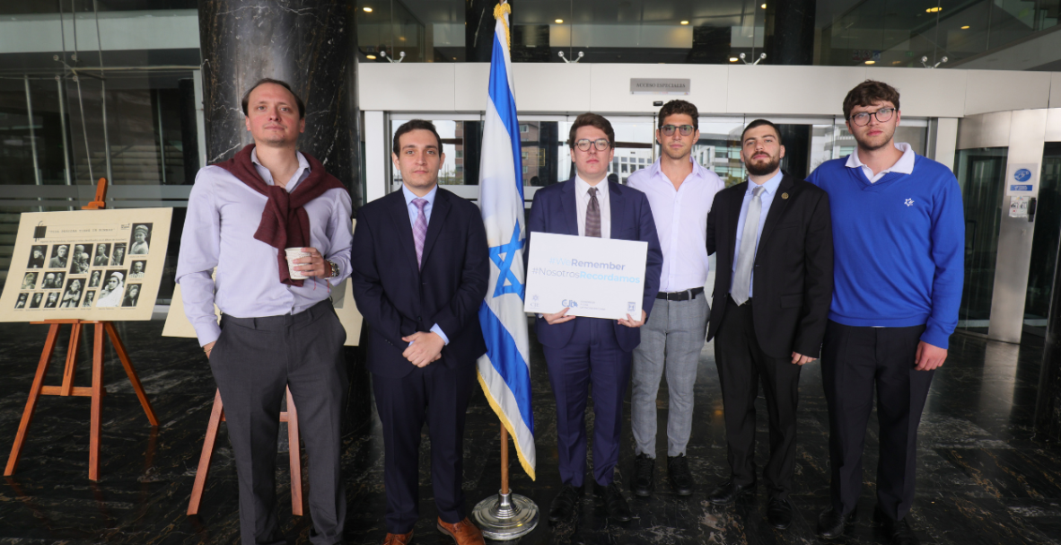 Homenaje a las víctimas del Holocausto