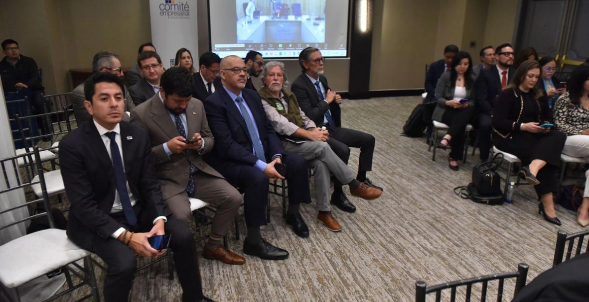 RUEDA DE PRENSA EMPRESARIOS