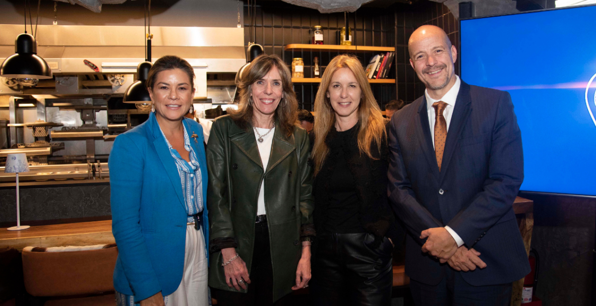 Diners Club del Ecuador se integra a Aquí Es, programa de la AEI (Alianza para el Emprendimiento e Innovación del Ecuador)