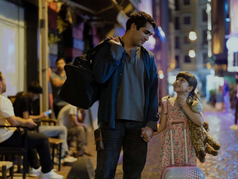 Crítica de cine. ¿Vale la pena la película turca 'Un hombre abandonado' en  Netflix?