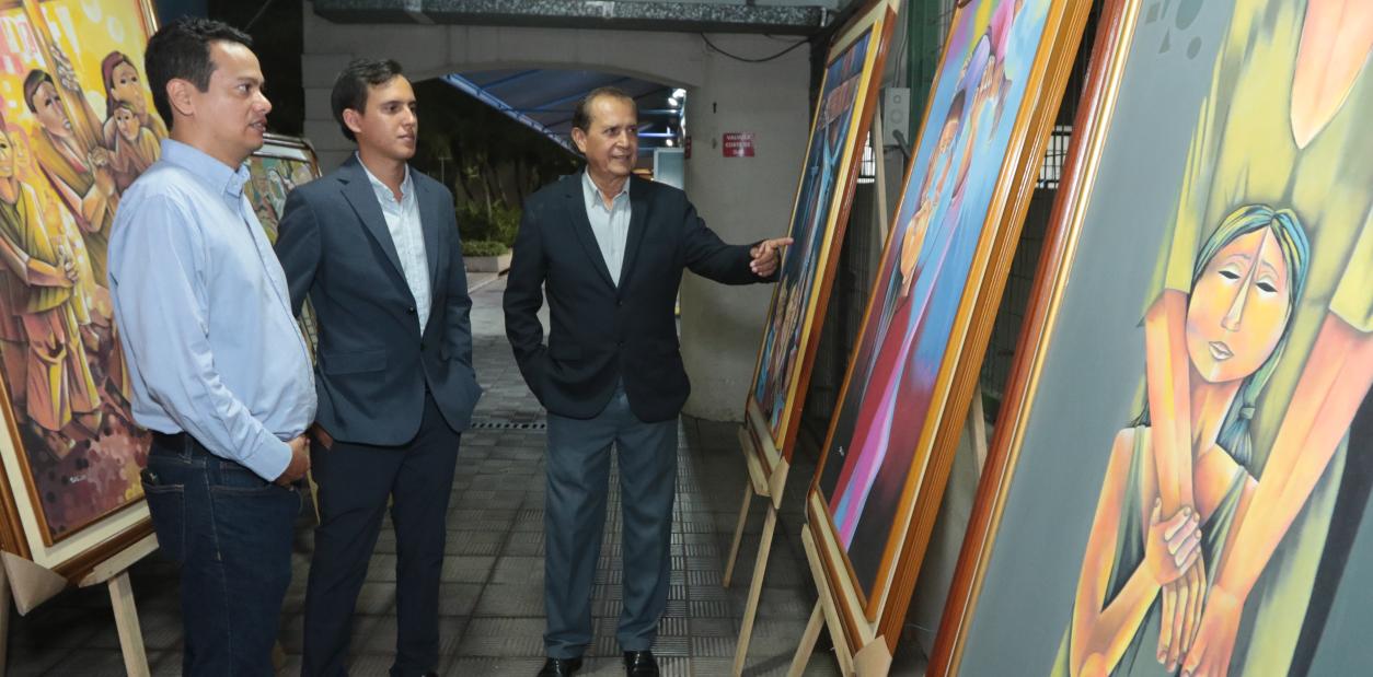 Ternuras de América, una muestra del pintor Molice, en el Tenis Club