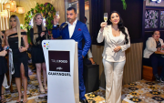 Andrea Zambrano y José Aníbal Mendoza en el corte de la cinta.