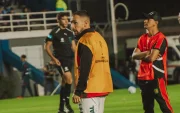 Lucas Mancinelli que maneja el medio campo del Deportivo Cuenca.