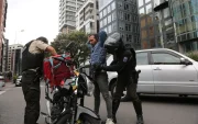 Referencia. Controles policiales se intensificarán en Quito durante el toque de queda por seguridad.