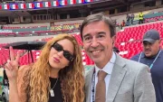 Benedetto sonríe con Shakira tras el inesperado encuentro que encendió las redes sociales en la previa mundialista.