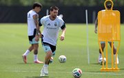 Lionel Messi listo para el debut ante Argelia.
