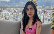 Anabel Llerena es cineasta e ilustradora ecuatoriana. Creó la página La Cuca Ilustrada, desde donde surgieron sus dos novelas gráficas.