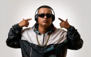 Actualmente, el artista se desempeña como DJ oficial del cantante ecuatoriano Waldokinc El Troyano.