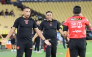 César Farías durante el partido que Barcelona SC perdió 2-1 ante Macará.