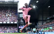 Nilson Angulo en el festejo de gol con Sunderland, en la Premier League.