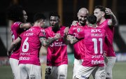 Independiente del Valle ante Flamengo en el estadio Atahualpa.