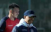 Gonzalo Valle y Marcelo Gallardo de risas en el último entrenamiento.