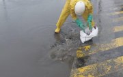 Cuadrillas permanecen activas ante los puntos de acumulación de agua registrados durante las lluvias en Guayaquil.