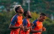 Angulo, Yeboah y Estupiñán jugadores de Ecuador.