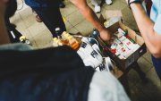 Autoridades inspeccionaron locales cercanos a una unidad educativa fiscal de Guayaquil.