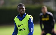 La fuerza de Ecuador en Inglaterra. Moisés Caicedo se prepara para el desafío ante Bournemouth, en un partido clave para las aspiraciones del Chelsea.