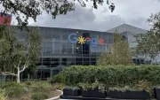 Durante una cumbre de inteligencia artificial celebrada en Dublín, Hassabis pidió avanzar hacia estándares internacionales de seguridad.