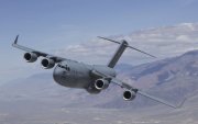 El modelo de avión que llegó a Paraguay es un C-17 "Globemaster".