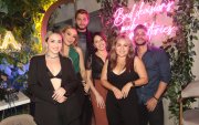 Gala Alvear, Fernanda Vélez, Werner Mujica, Ligia Gómez Gabriela Gómez y Orestes Cárdenas.