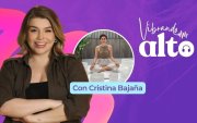 Cristina Bajaña en un episodio de Vibrando Alto.