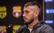 El Polaco Francisco Fydriszewski vuelve a ser titular en Barcelona.
