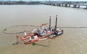 Obra. Según informa el Consorcio Dragando por Guayas, el dragado se está haciendo en el río Babahoyo.