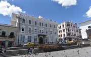 El Hotel Gangotena rodeado de iglesias y paisajes está abierto al público, ofrece una variedad gastronómica y ofertas especiales.