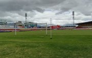 El mal estado de la cancha del Serrano Aguilar hizo que deje de ser sede del Deportivo Cuenca. Ya se trabaja en dos fases de su recuperación.