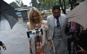 Carolina Jaume llegando a la Fiscalía a rendir versión