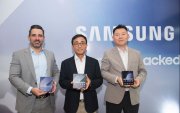 Jaime Simó, director de Marketing; Jay Park, Manager Director; y Abraham Kim, Business Manager.