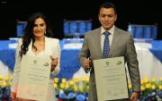 El presidente Daniel Noboa y la vicepresidenta Verónica Abad, en el Teatro Sucre cuando recibieron las credenciales como autoridades electas en votaciones generales.