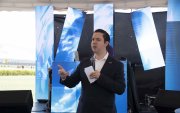 Martín Solís durante su presentación.