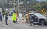 Entidades de rescate acudieron a la autopista Cuenca - Azogues para atender la emergencia.