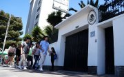 La Embajada de México en Ecuador permanece cerrada indefinidamente, desde abril de 2024, así como los servicios consulares, informa la misión diplomática en su portal Web.