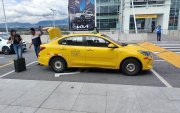 El abanico de empresas que brindan el servicio de traslado al aeropuerto es amplio.