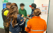 Inspectores de la AMC le notificaron al joven infractor.